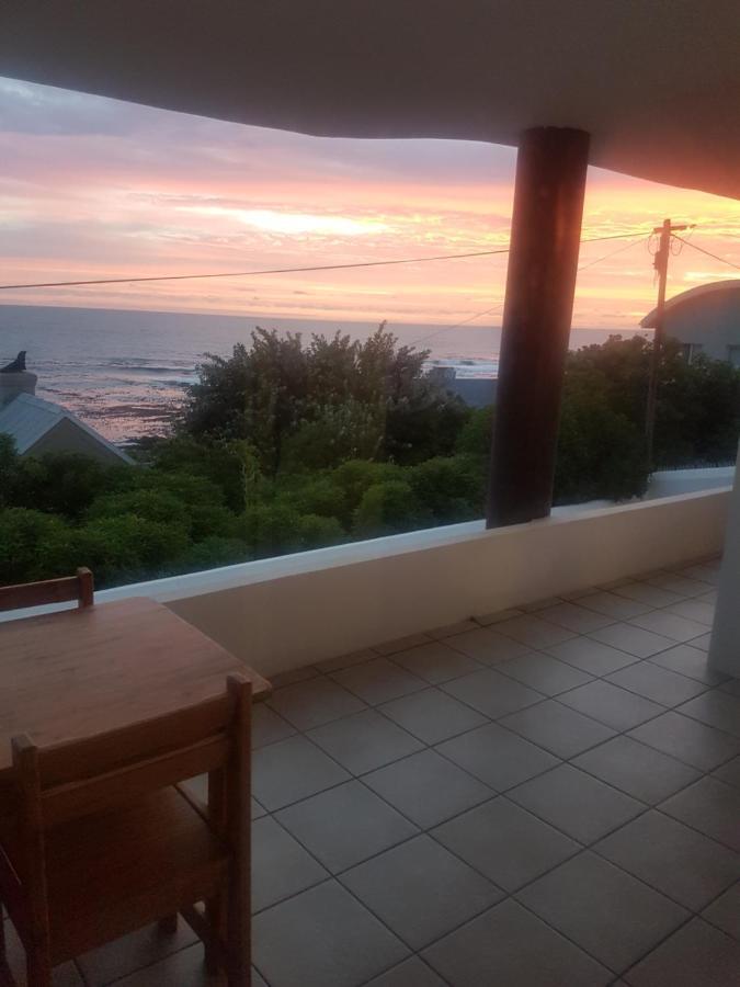 Beaumonte Guesthouse Hermanus Exterior photo