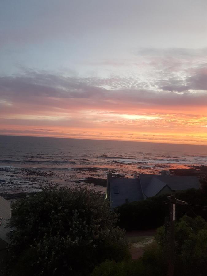 Beaumonte Guesthouse Hermanus Exterior photo